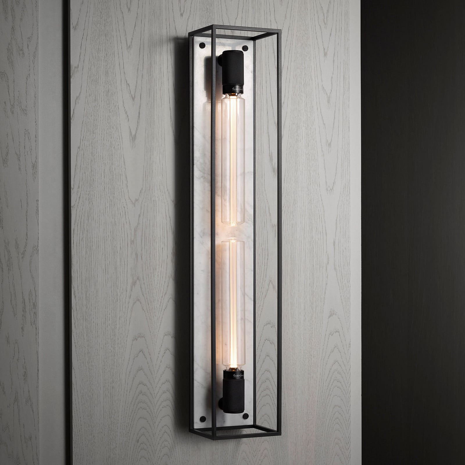 Buster + Punch Caged Wall X-large LED mramorno bijeli