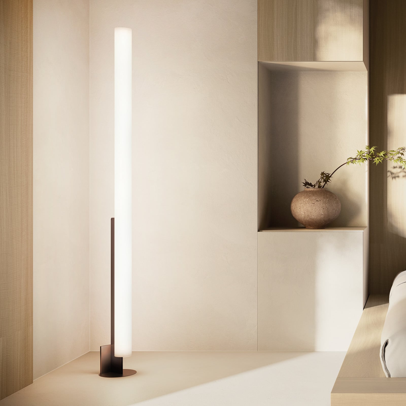 LED podna lampa Model T, kontinuirano prigušiva crna