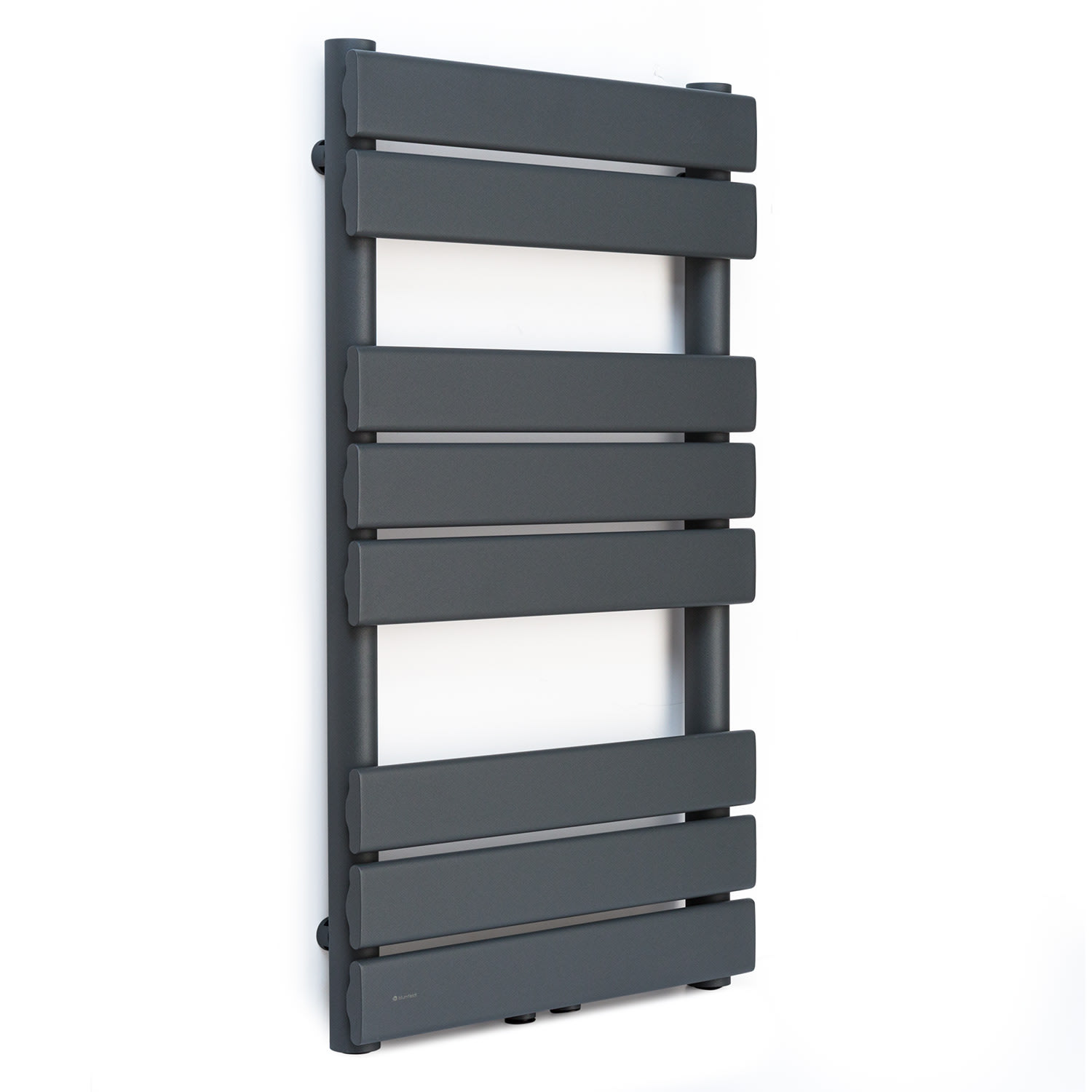 Blumfeldt Fairmont, 80 x 45, radijator, 375W, topla voda, 3 držača ručnika, 1/2