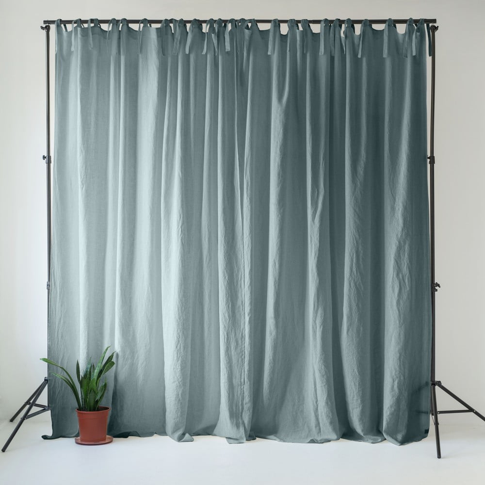 Prljavo plava lanena zavjesa 140x300 cm Blue Fog – Linen Tales