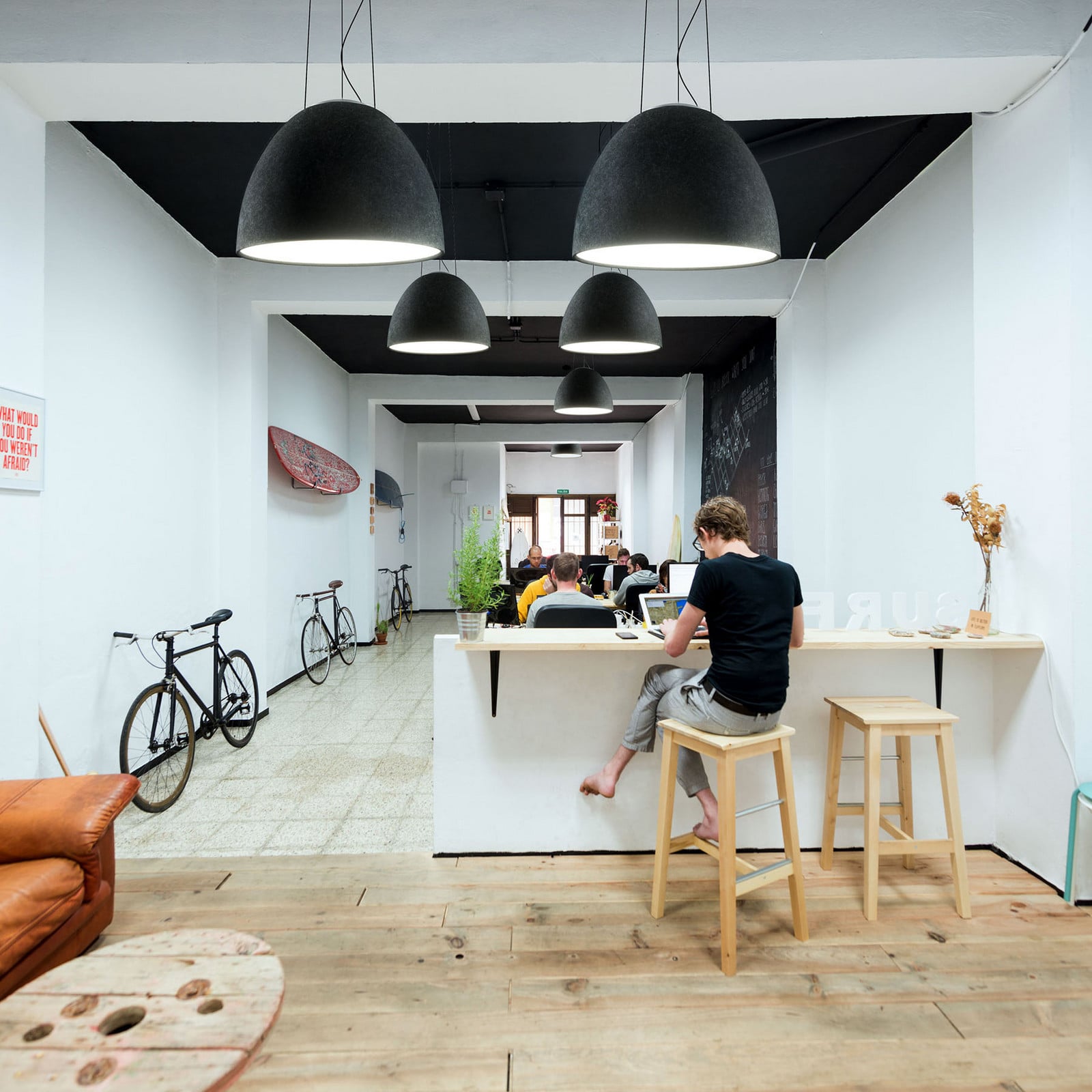 Artemide Nur Acoustic LED viseća svjetiljka, siva