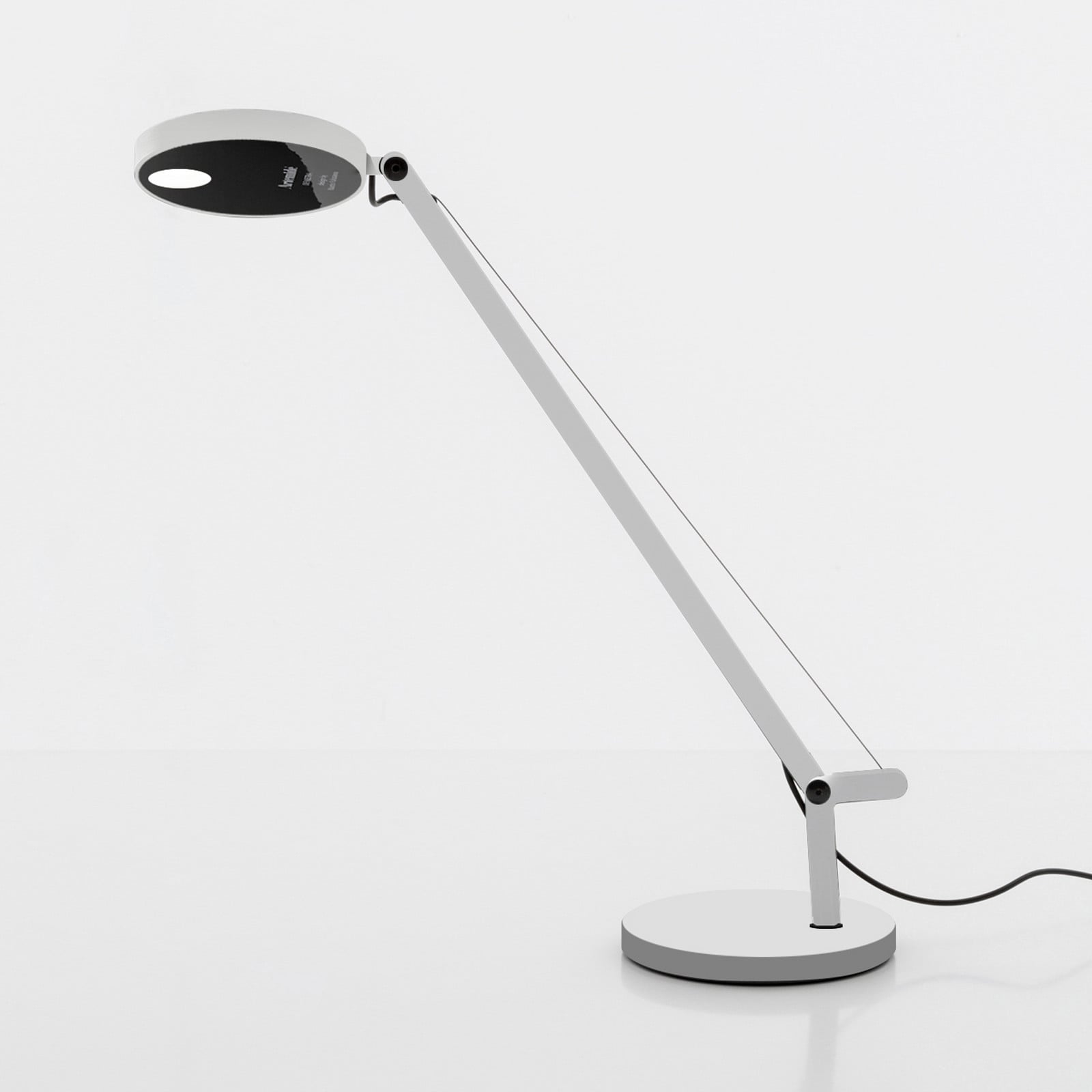 Stolna lampa Artemide Demetra Micro 3,000K bijela