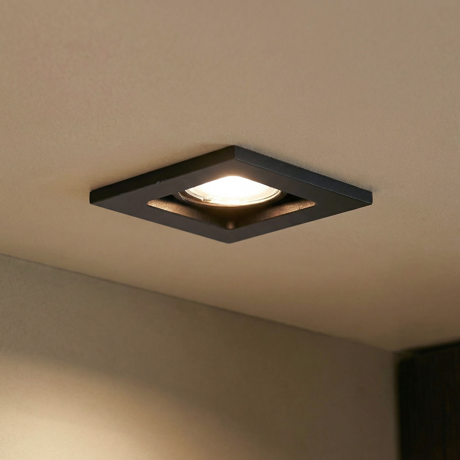 Lindby Thorid svjetiljka, crna, set od 10 komada