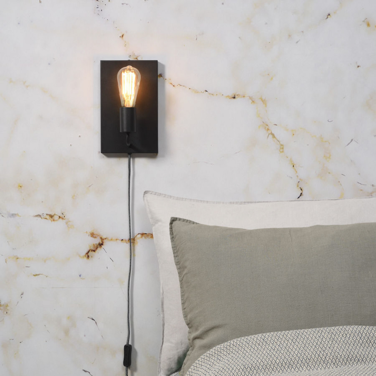 IT'S ABOUT ROMI Madrid zidnoj lampi up black