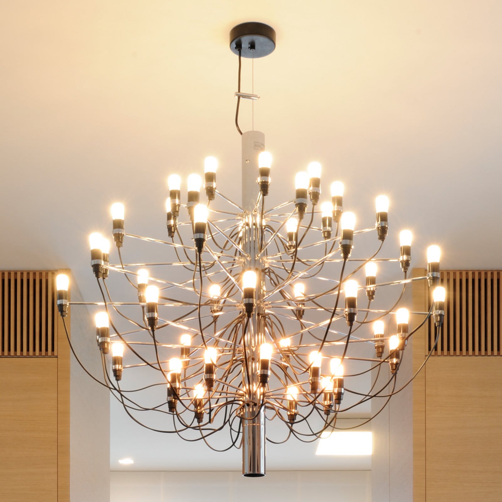 FLOS 2097/50 LED luster, mat, krom