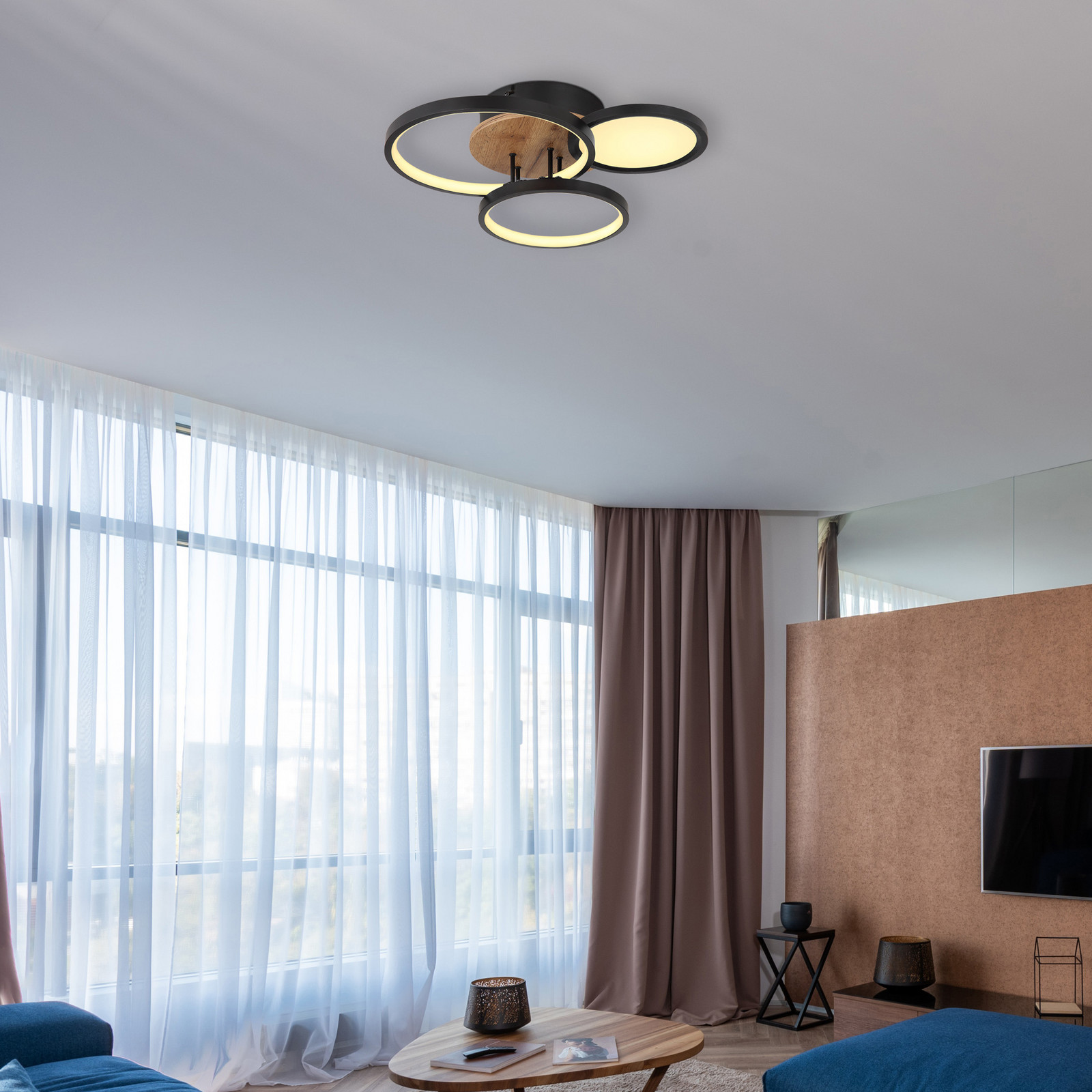 Sid LED plafonjera sa drvetom, četiri žarulje