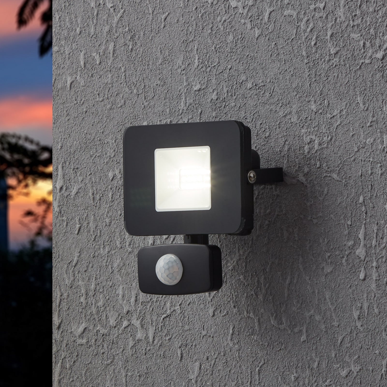 LED vanjski reflektor Faedo 3 sa senzorom, crni, 10W