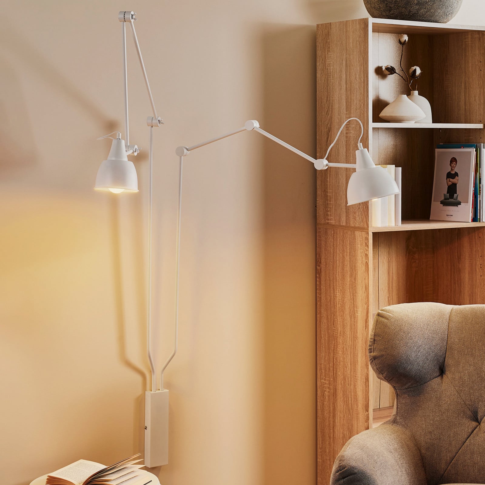 Zidna svjetiljka 814, podesiva, 2 žarulje, bijela