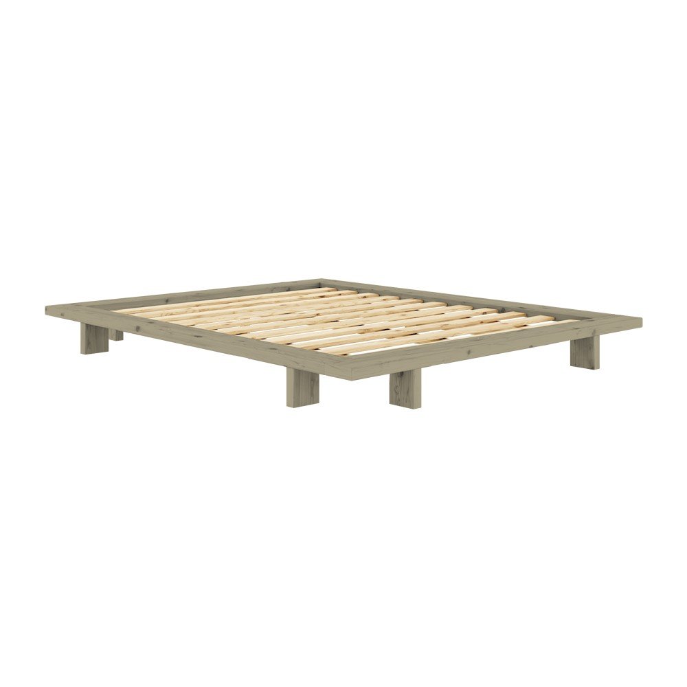 Kadulja zeleni bračni krevet od masivnog bora bez uzglavlja s podnicom 180x200 cm Japan – Karup Design