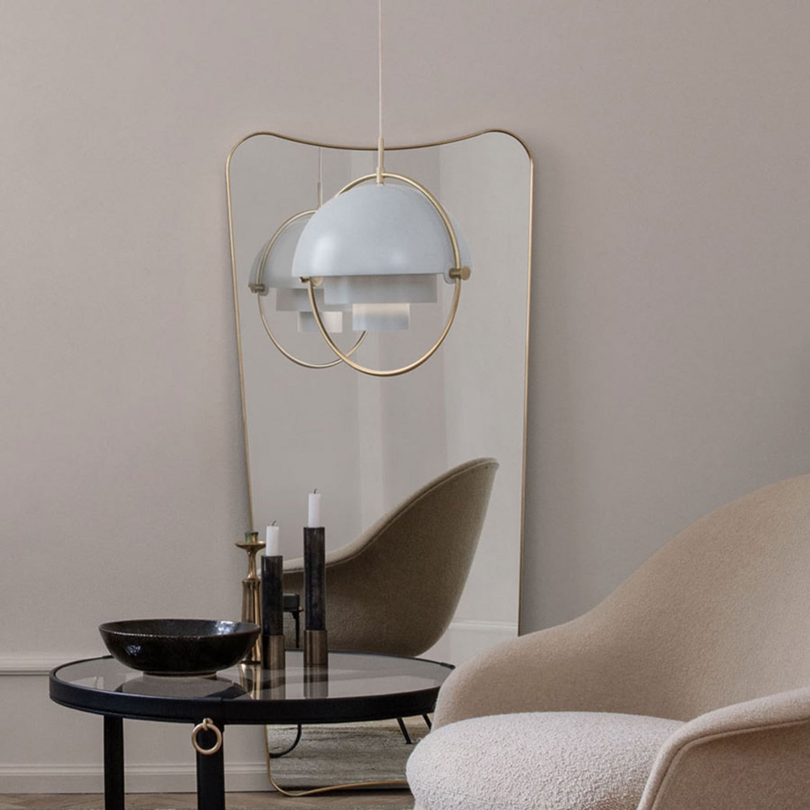 GUBI viseća svjetiljka Multi-Lite, Ø 36 cm, krom/bijela