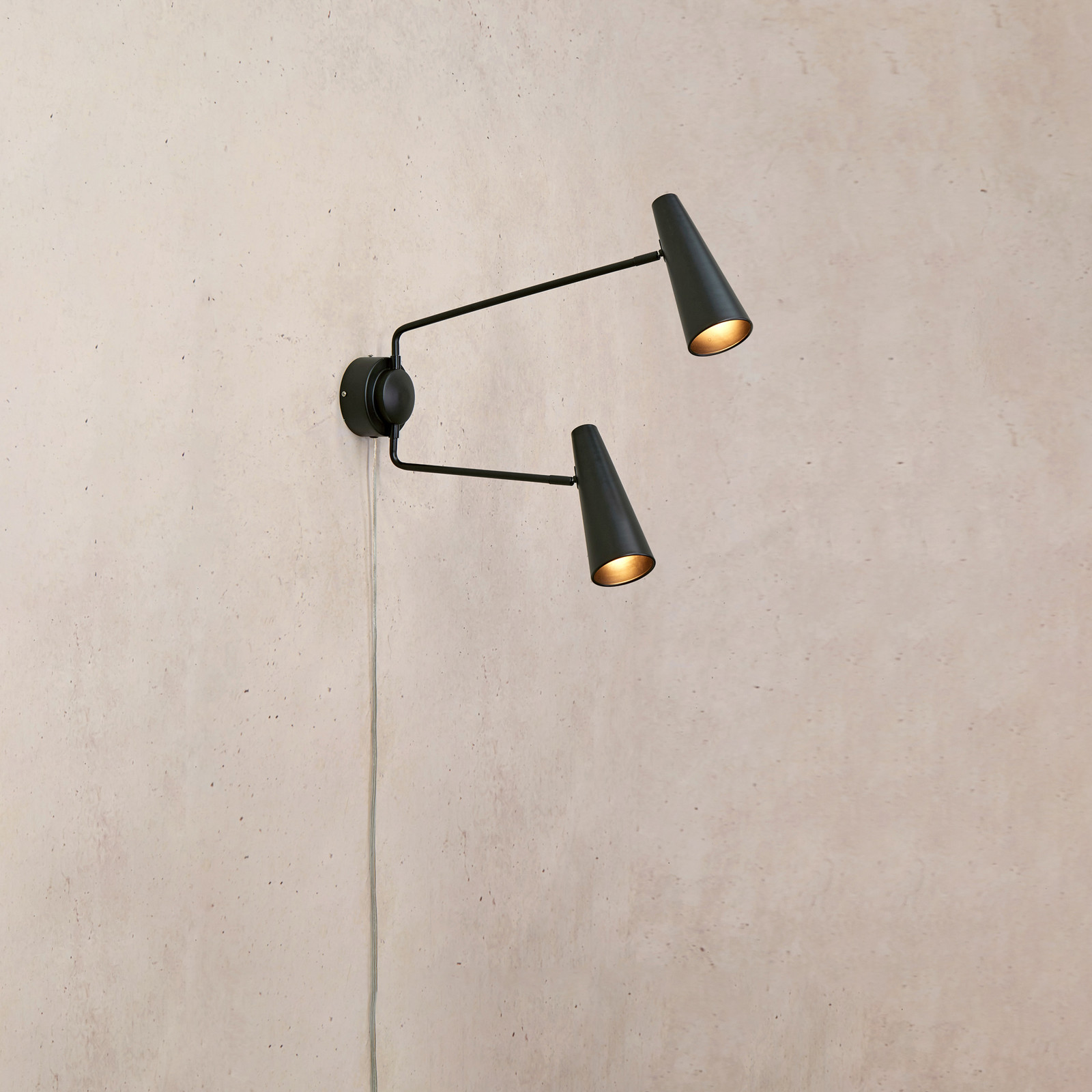 Peak zidna svjetiljka, dvije žarulje, crna