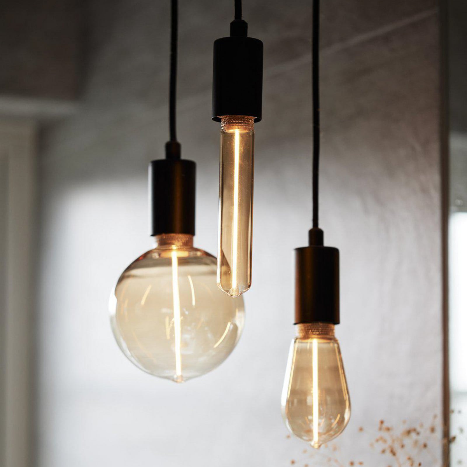 PR Home Edge LED žarulja E27 zlatna 2W 1800K prigušiva T30