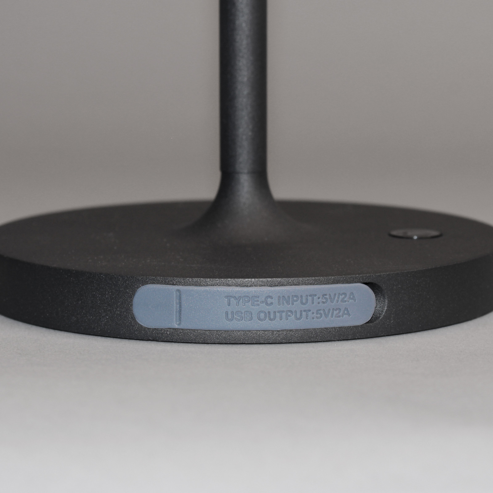 Flus LED baterijska stolna lampa, crno/bijela