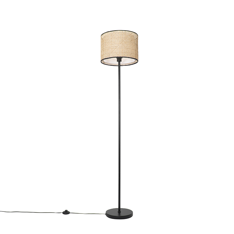 Rustikalna podna lampa crna s ratanskim sjenilom - Kata