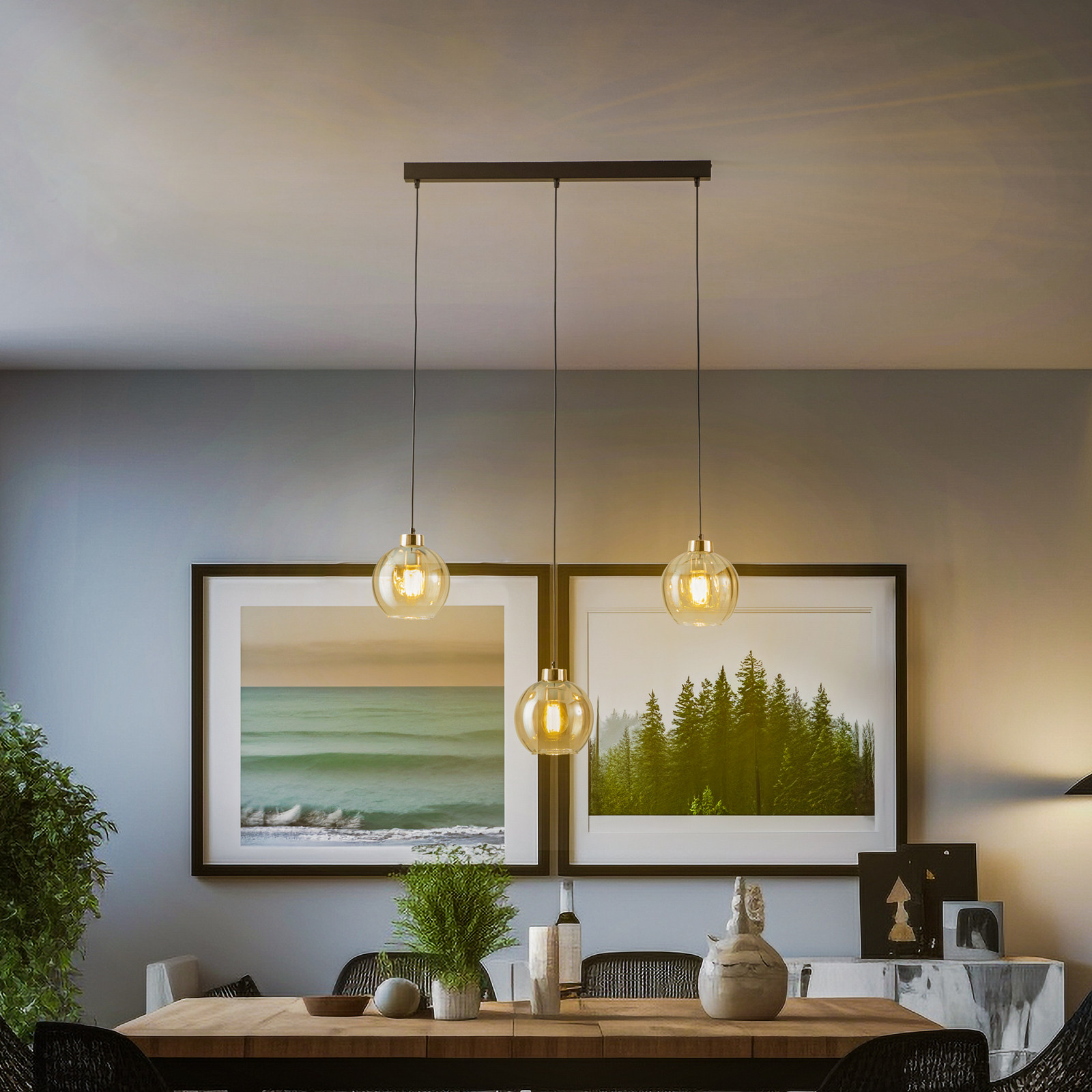 Viseća svjetiljka Devi, jantar, tri sijalice, greda