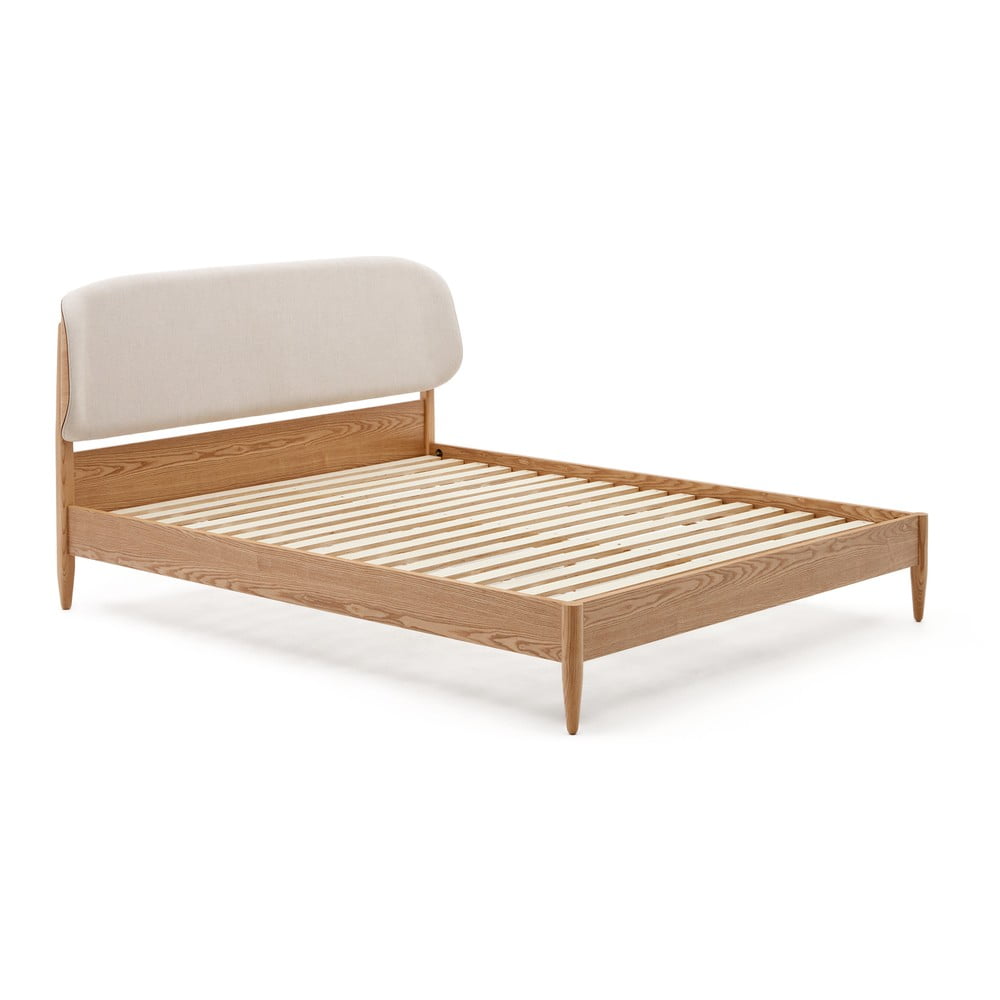 Bež/u prirodnoj boji bračni krevet od čvrste jeseni s podnicom 180x200 cm Octavia – Kave Home