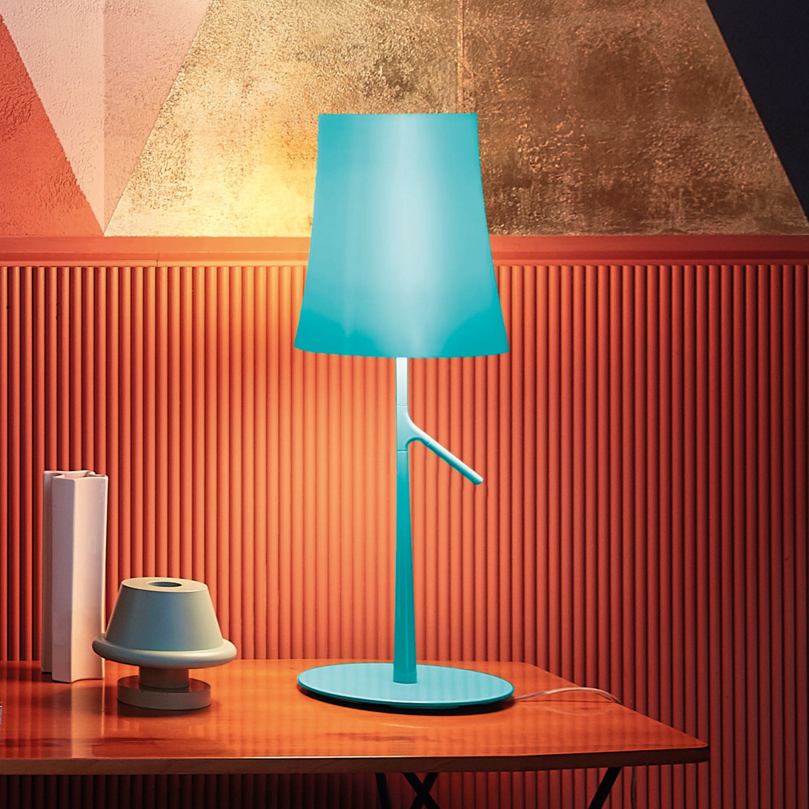Foscarini Birdie LED Piccola stolna svjetiljka akvamarin