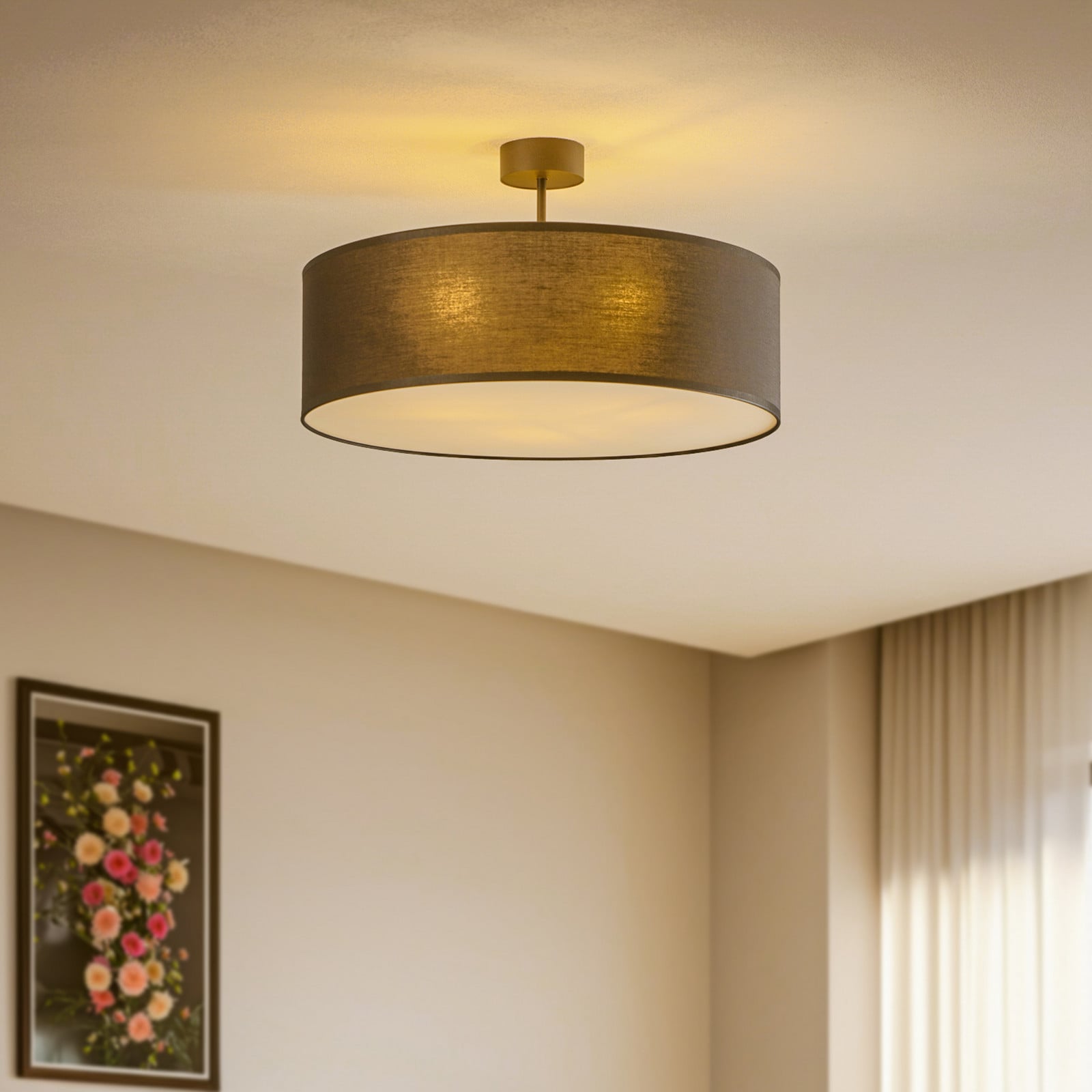 Ljubičasta stropna svjetiljka s daljinom, crna