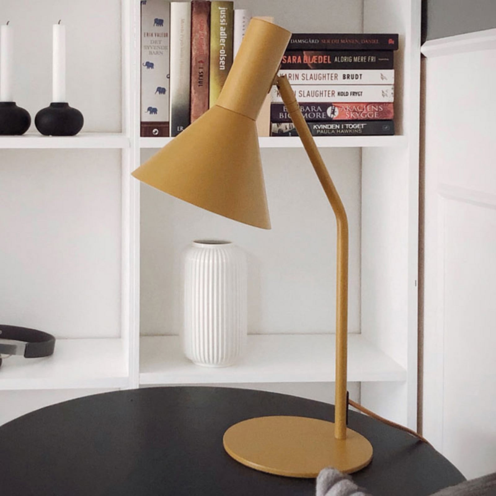 FRANDSEN Lyss stolna lampa, mat badem