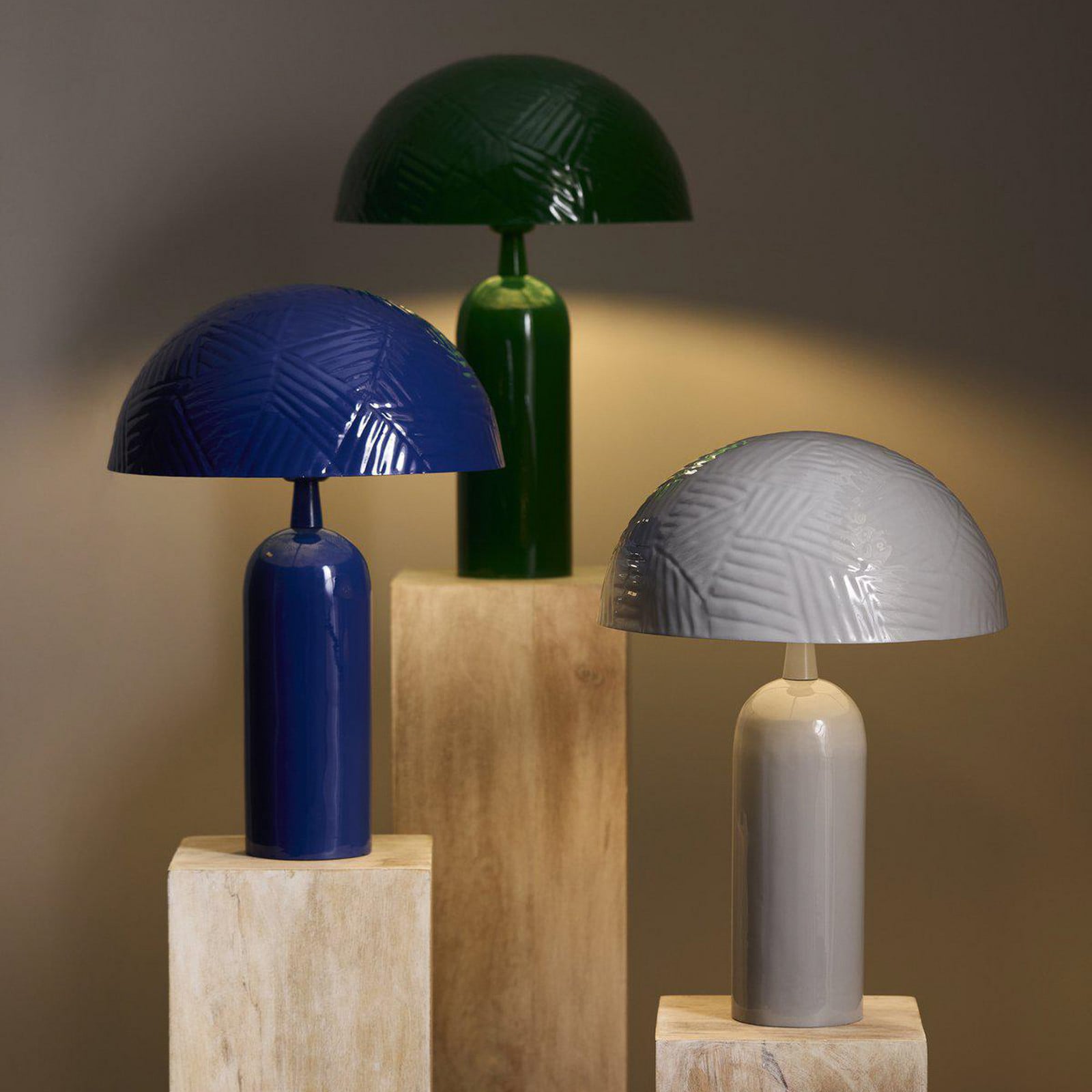 PR Home Carter stolna lampa od metala, siva