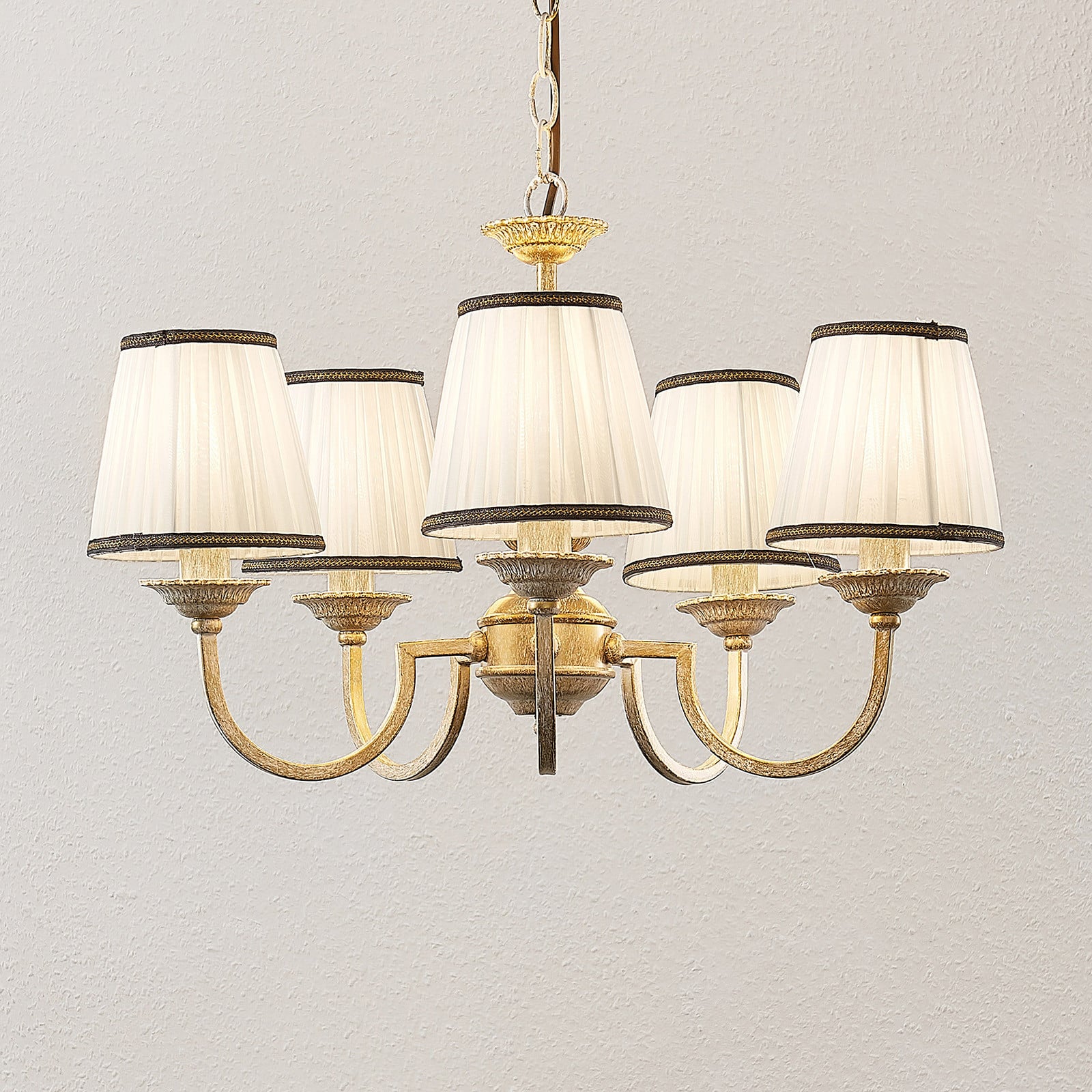 Lindby Lumiel luster, pet žarulja