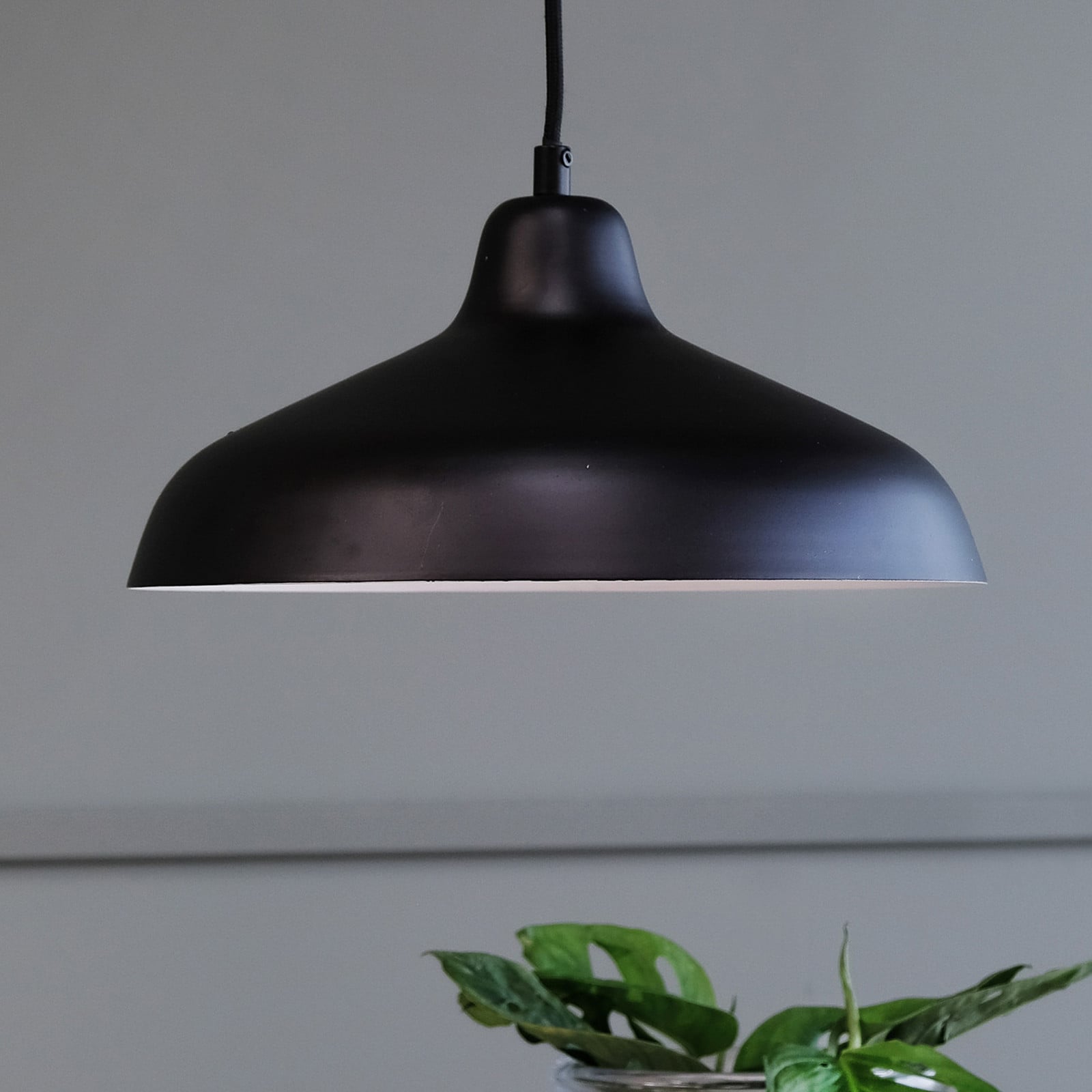 Dyberg Larsen Futura njihalo, crno/bijelo, Ø 30 cm