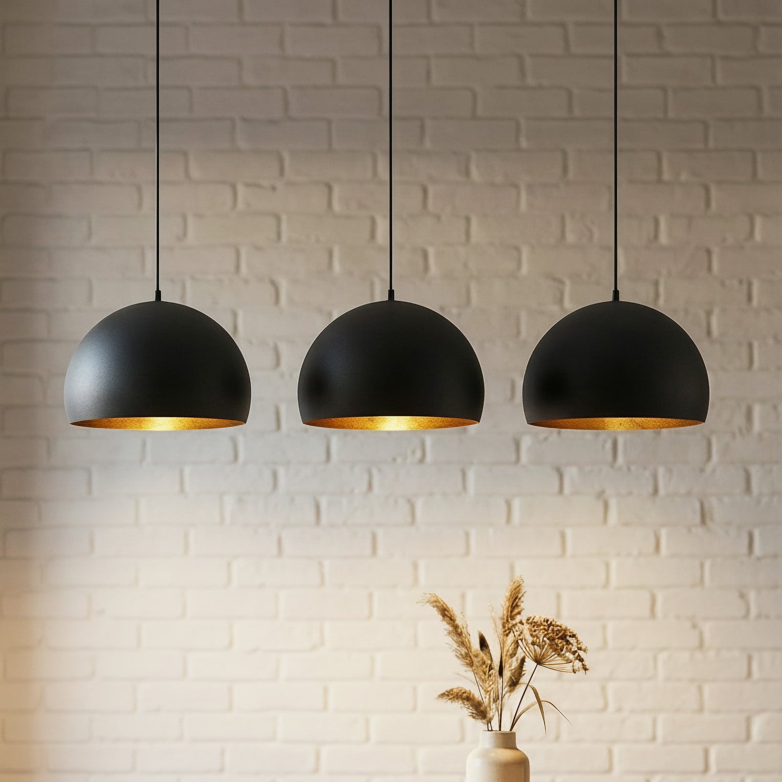 Lindby visilica Tarjei, 120 cm duga, crna/zlatna, metal