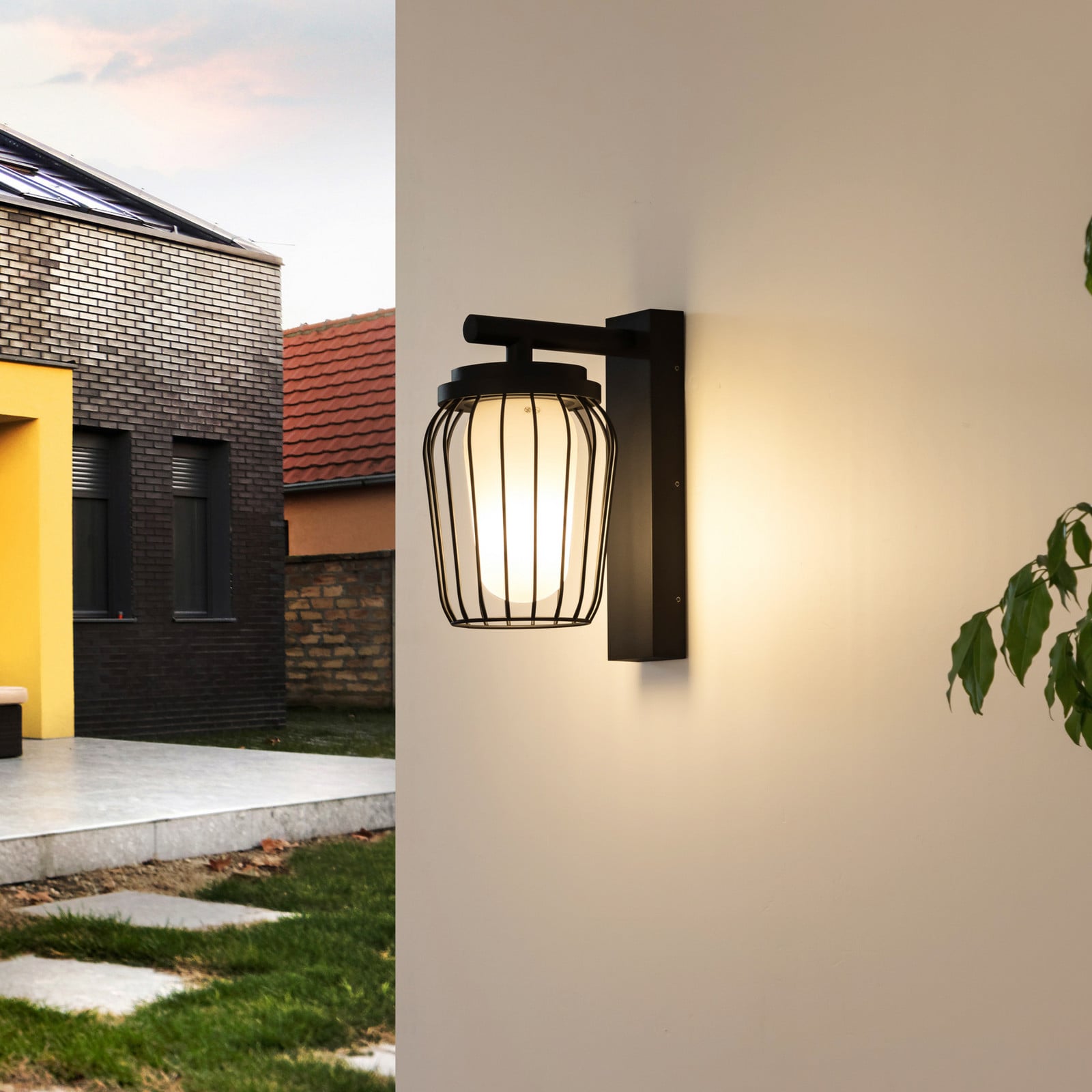 Lucande Chandan vanjska zidna svjetiljka, 30 cm, tamno siva, aluminij