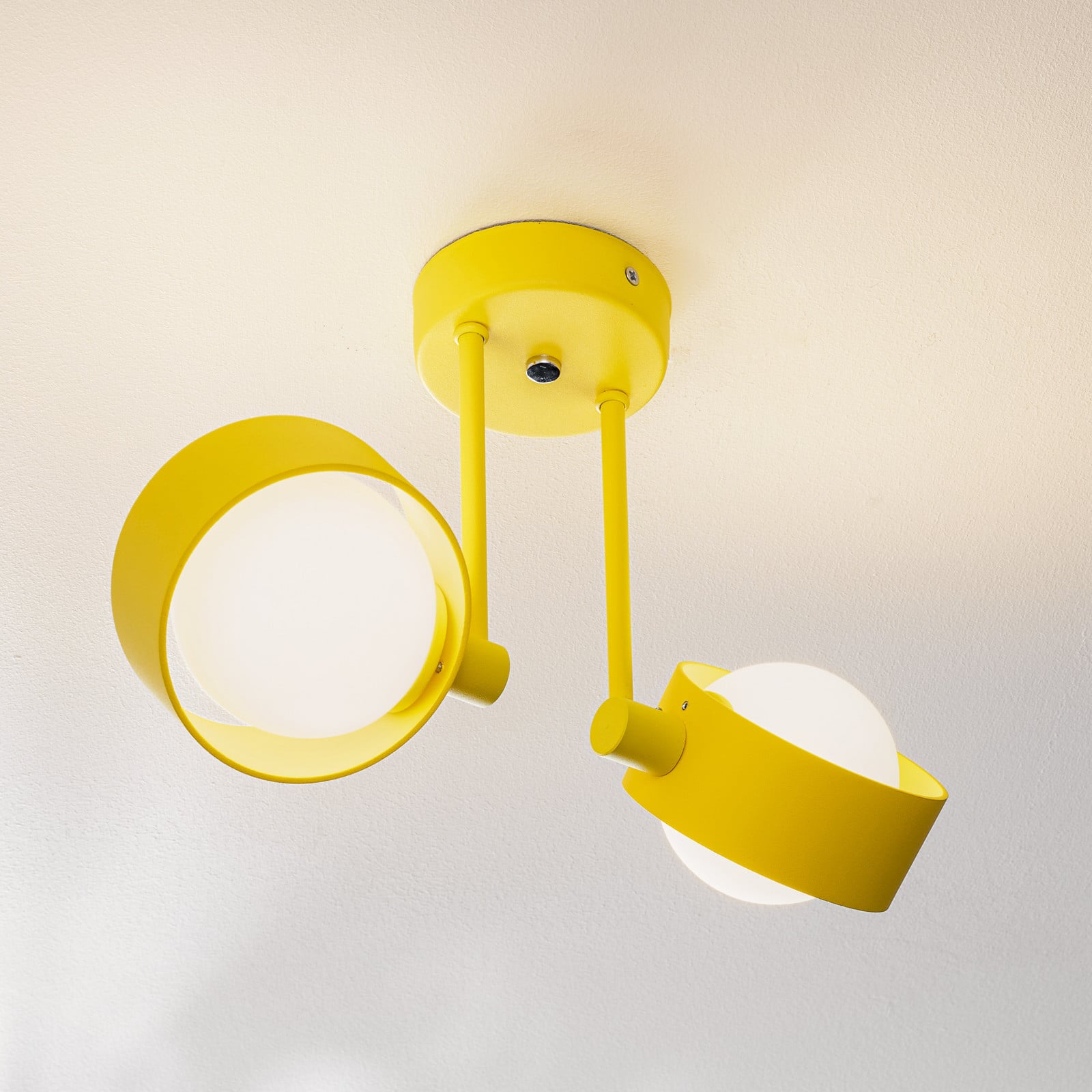 Plafonjera Mado od čelika, žuta, s dvije žarulje