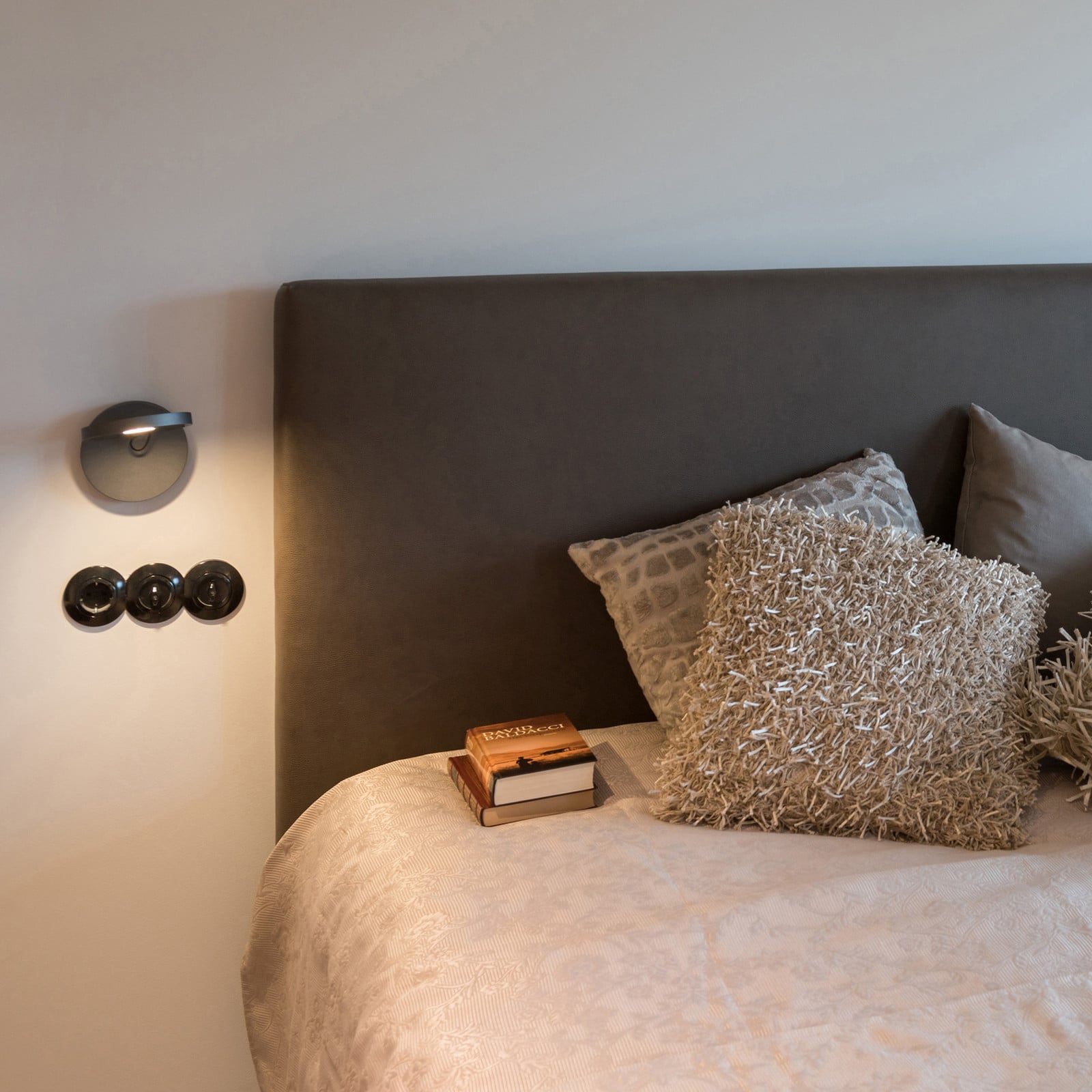 Artemide Demetra Spotlight, dimmer 3000K siva
