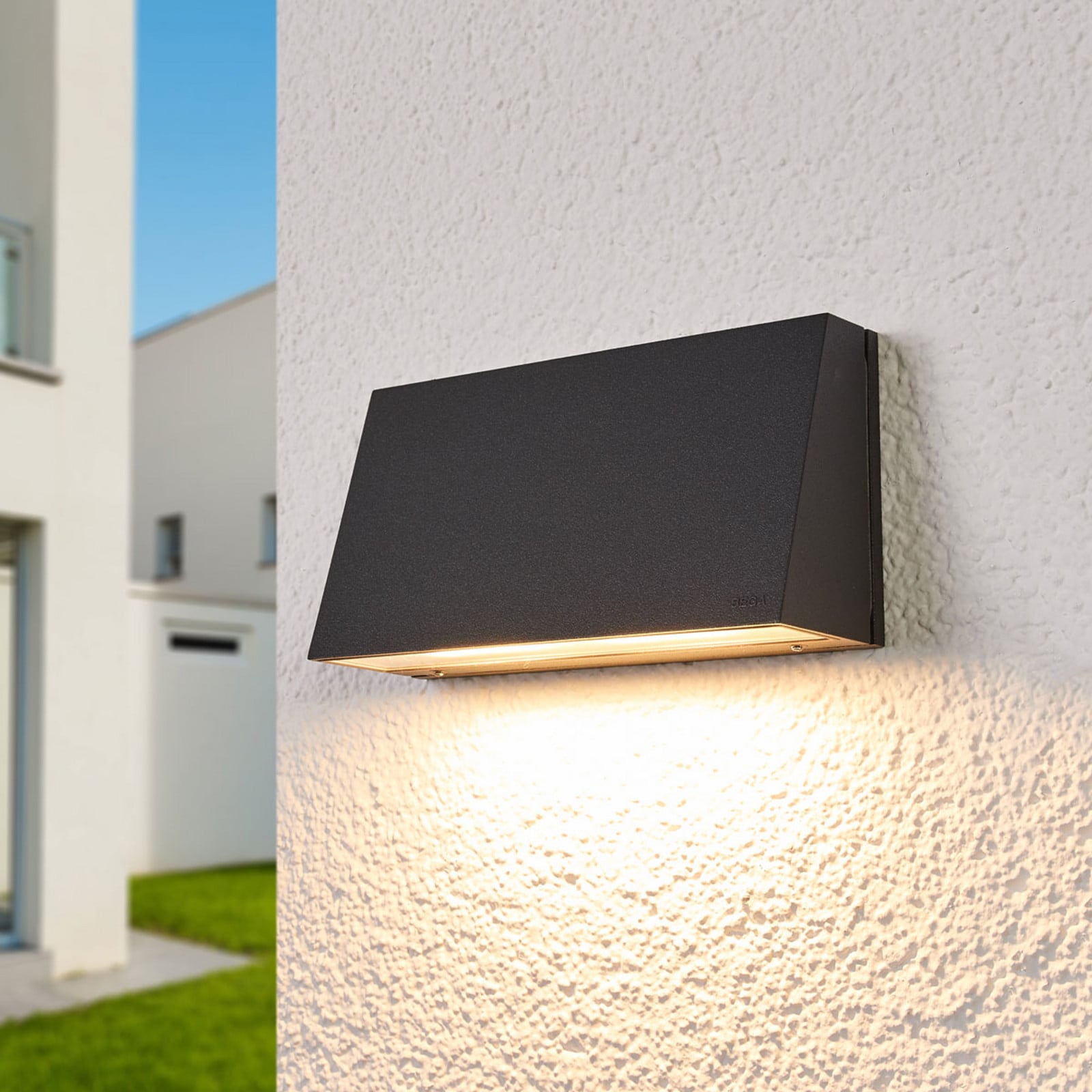 BEGA 22261K3 vanjska zidna lampa grafit 3,000K 17,5cm