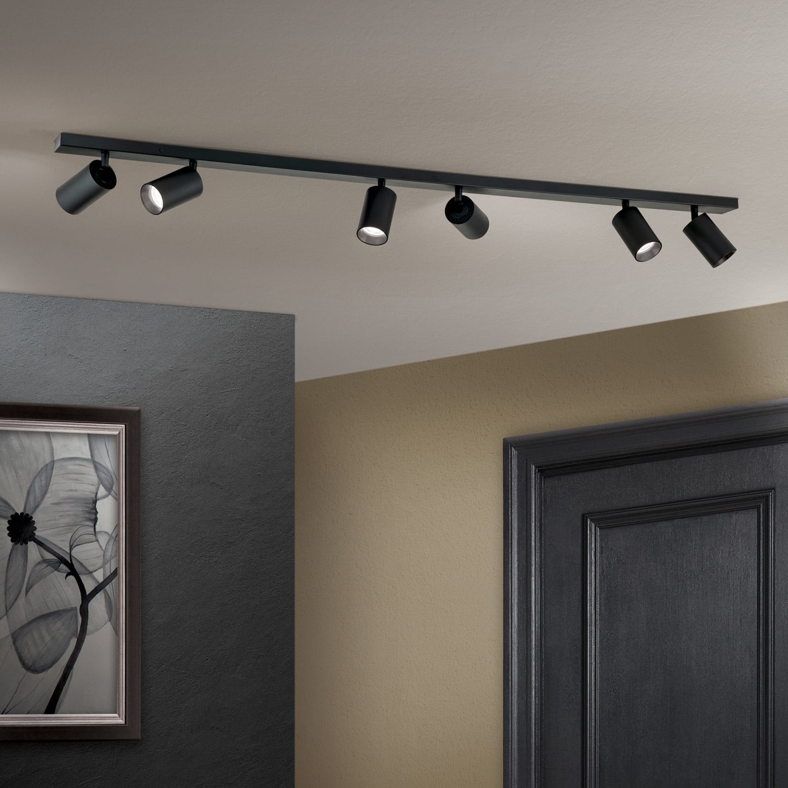 Sean stropni reflektor sa šest žarulja, crni