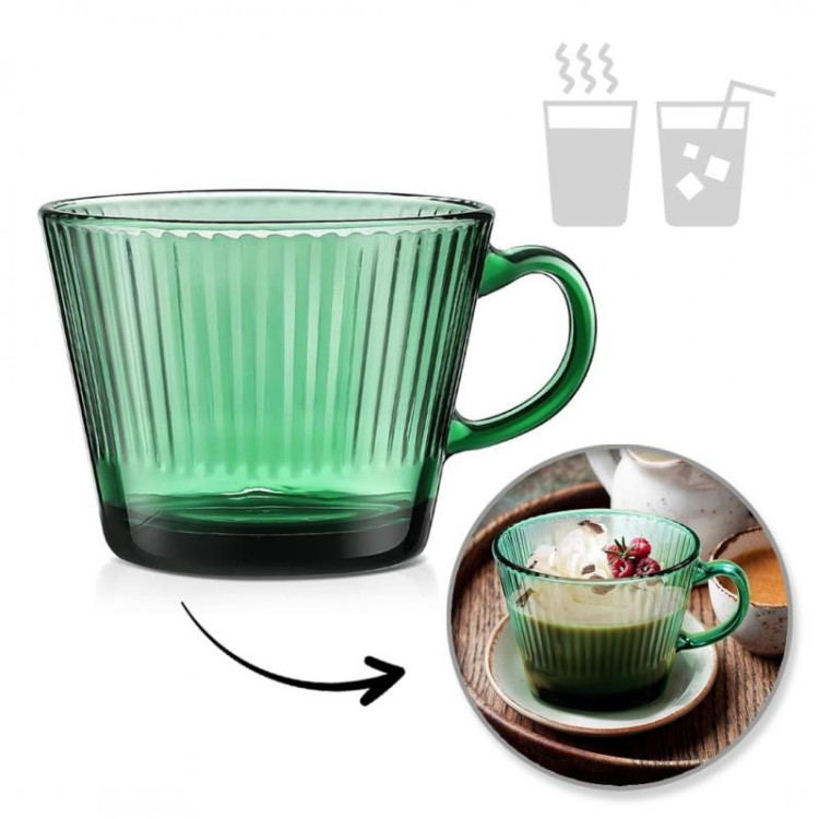 Zelena šalica s rebrastim uzorkom i ručkom - 380 ml
