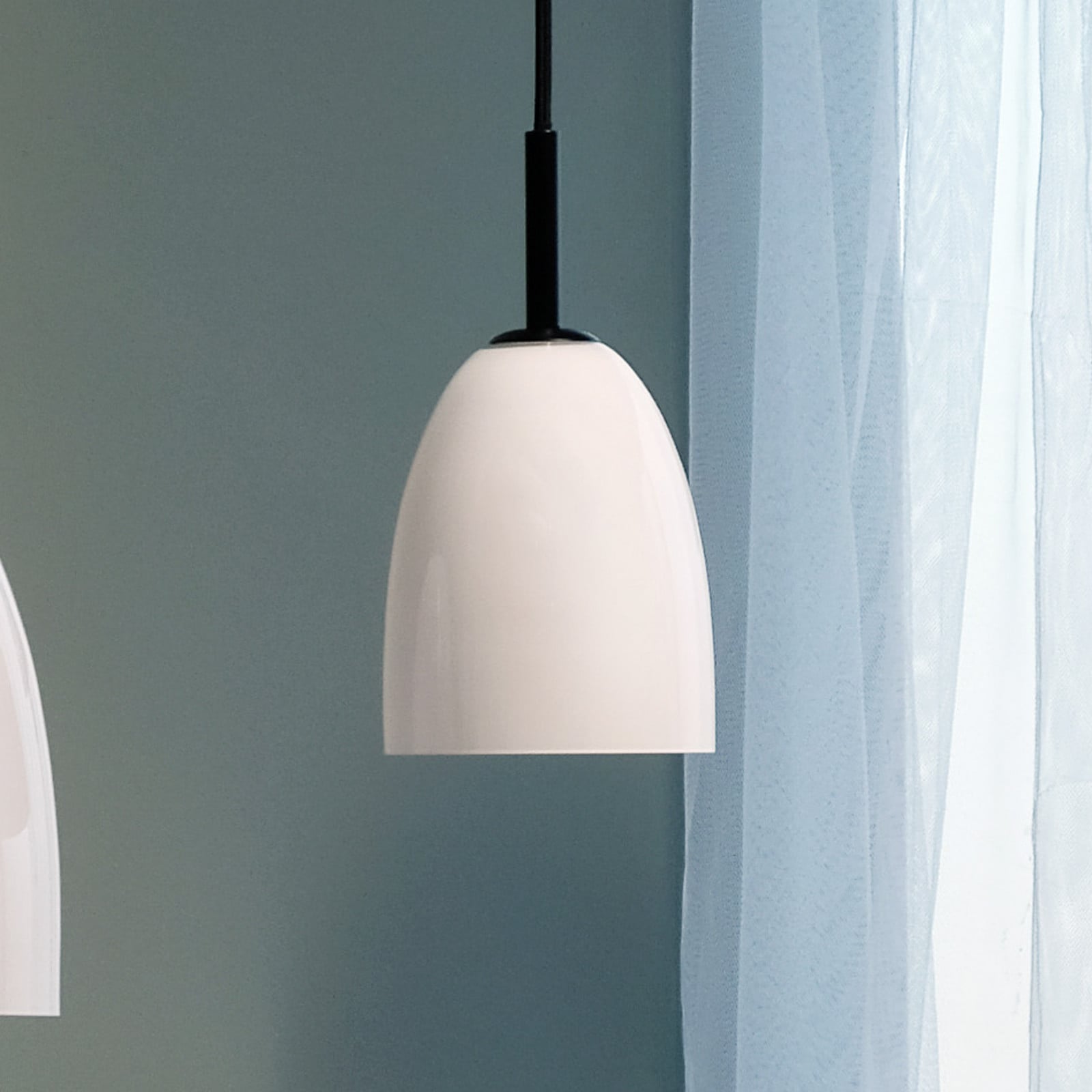 Dyberg Larsen Jazz viseća lampa opal/crna 12 cm