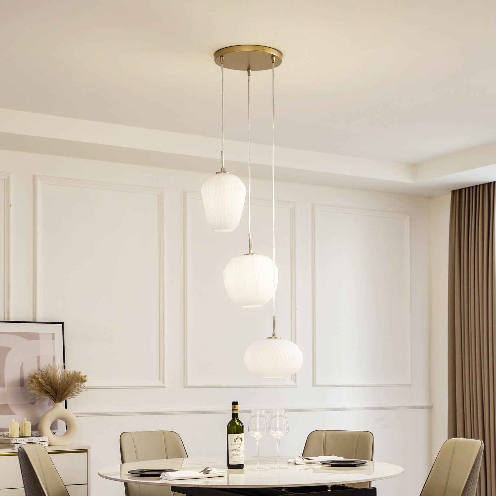 Lucande Quinara viseća svjetiljka, 3 žarulje, opal, staklo, Ø 52 cm