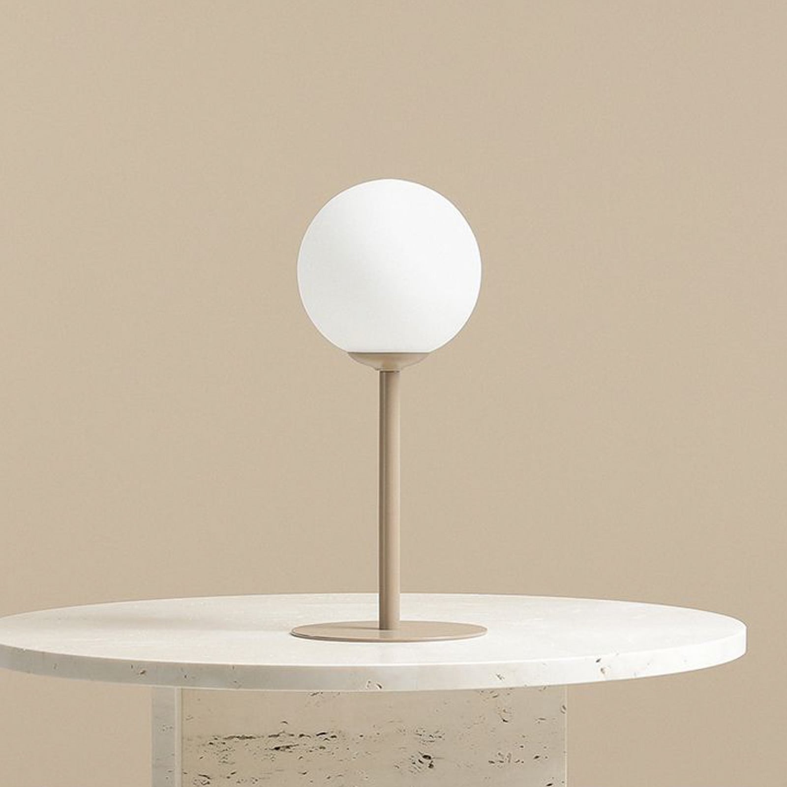 Stolna lampa Joel, visina 35 cm, bež/bijela