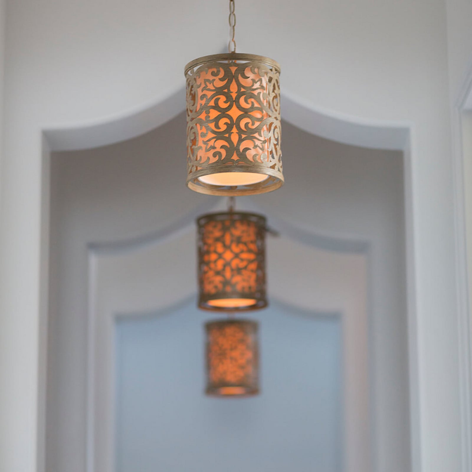 Carabel - viseća lampa starinskog dizajna